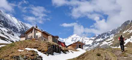 Das Taschachhaus ist auch Ausgangspunkt auf die Wildspitze.
