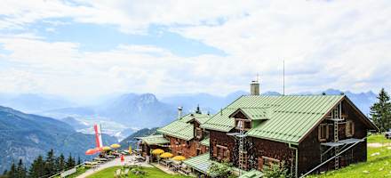 Die Vorderkaiserfeldenhütte im Kaisergebirge, erreichbar über Kufstein