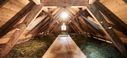 Heuboden auf der Alp Unterlauelen