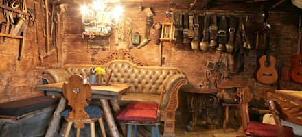 Die Stube in der Alpe Gschwenderberg