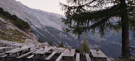 Terrasse der Berglhütte