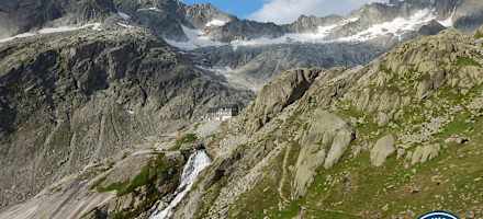 Die Baechlitalhuette liegt im Kanton Bern und ist im Besitz des Schweizer Alpin Clubs.