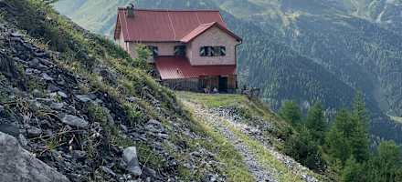 Wanderweg zur Berglhütte
