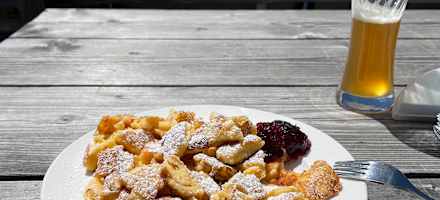 Die Bonn-Matreier-Huette im Bezirk Lienz.