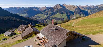 Die Breithornhütte - Blick ins Tal