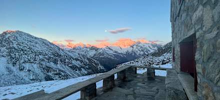 Aussicht von der Terrasse der Britannia Hütte