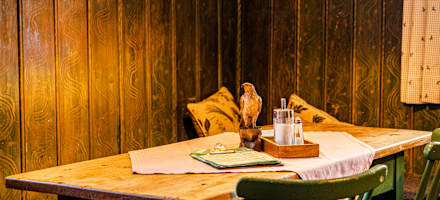 Die Gaststube der Bründlingalm