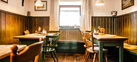 Die Gaststube der Bründlingalm