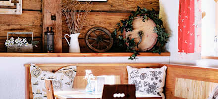 Die Gaststube der Buchberghütte