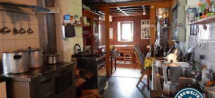 Die Küche der Capanna Adula.