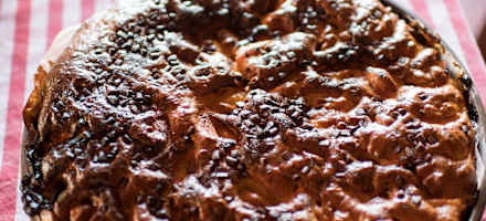 Traumhafte Kuchen am Chalet Schild