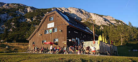 Die Grazerhütte im Sommer