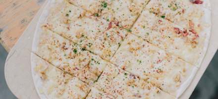 Flammkuchen auf der Heidelberger Hütte