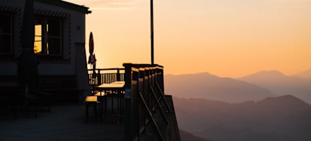 Sonnenuntergang am Stripsenjoch-Haus
