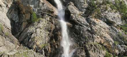 Wasserfall beim Zustieg