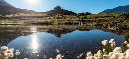 Stimmungsvoll liegt die Franz-Fischer-Hütte im Salzburger Riedingtal.