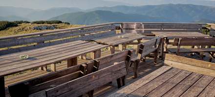 Die wunderschöne Terrasse des Graf-Meran-Hauses.