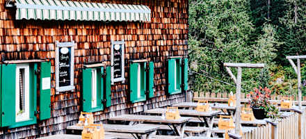 Der Gastgarten der Hans-Wödl-Hütte
