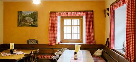 Die Gaststube der Hermagorer Bodenalm