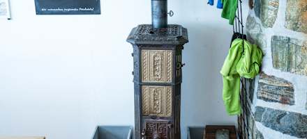 Stube in der Medelserhütte