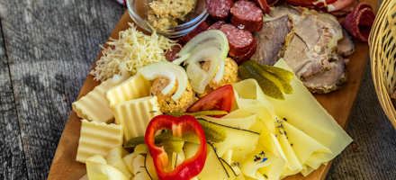 Brotzeit auf der Hinteralm
