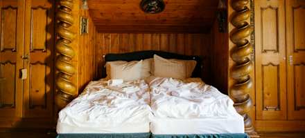 Geradezu königlich nächtigt man im Chalet des Hof Zuort