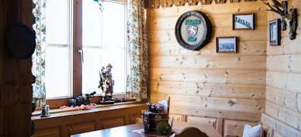 Die Stube der Kaltenbacher Skihütte