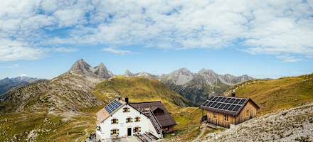 Blick auf die Leutkircher Hütte