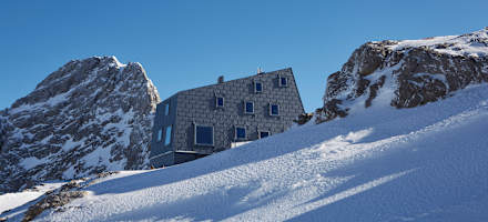 Die Seethaler-Hütte am Dachstein