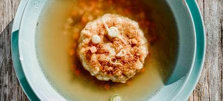 Kaspressknödelsuppe am Carl-von-Stahl-Haus