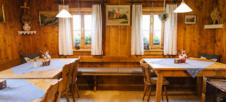 Die Gaststube der Neuen Magdeburger Hütte