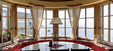 Stube Patscherkofel-Schutzhaus