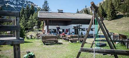 Pfarrachalm Gastgarten