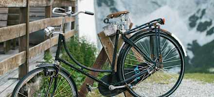 Sehr steil und anstrengend und vor allem nur mit Mountainbike ist die Radtour zur Pfeishütte möglich.