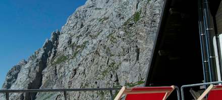 Terrasse auf dem Rifugio Lambertenghi Romanin