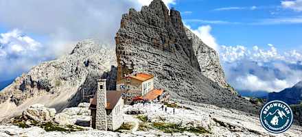 Das Rifugio Pedrotti in beeindruckender Lage. 