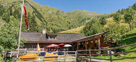 Kreealm-Kreehütte am Eingang zum Nationalpark Hohe Tauern
