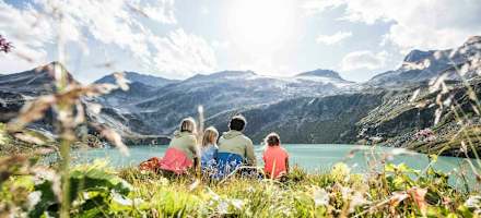 Rudolfshütte - Panoramablick Granatspitzgruppe