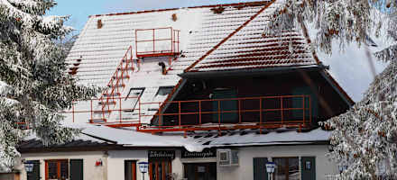 Wanderheim Kreuzmoos im Schnee