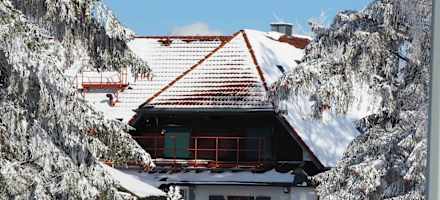 So schön kann der Winter rund um das Wanderheim Kreuzmoos sein.