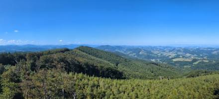 Aussicht über den Wienerwald vom Schöpfl-Schutzhaus