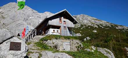 Die Hess-Hütte (1.699 m) steht am Ennsecksattel zwischen Hochtor und Hochzinödl