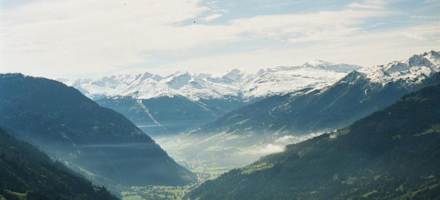 Die Aussicht von der Seiner Hochalm in Richtung Hohe Tauern.