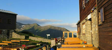 Stuttgarter Hütte - Sonnenterrasse