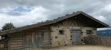Der Stall bei der Tuffalm