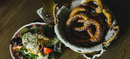 Brotzeit auf dem Wimbaschschloss