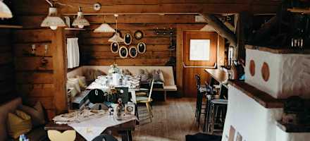 Die urige Stube in der Zachhofalm