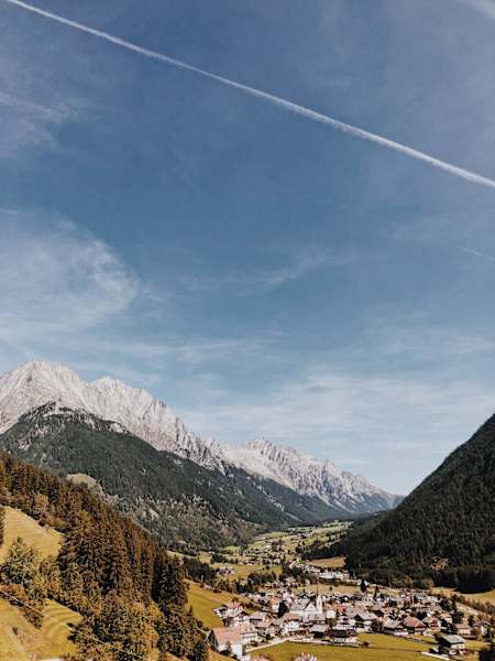 Ernst Merkinger wandert weit