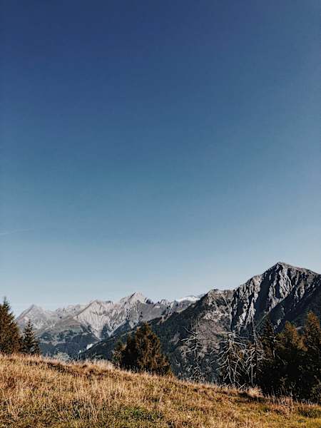 Ernst Merkinger wandert weit