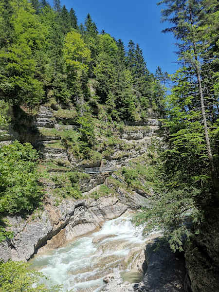 Starke Strömungen in der Tiefenbachklamm